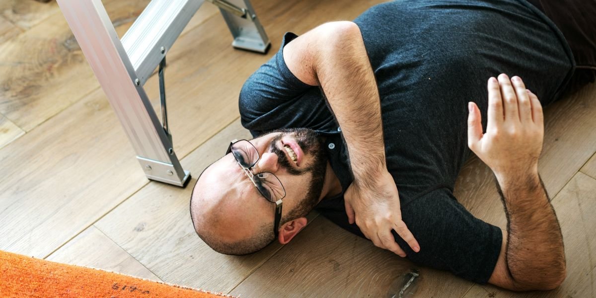 Slipping Through the Cracks: How New York Personal Injury Attorneys Can Help You After a Workplace Accident