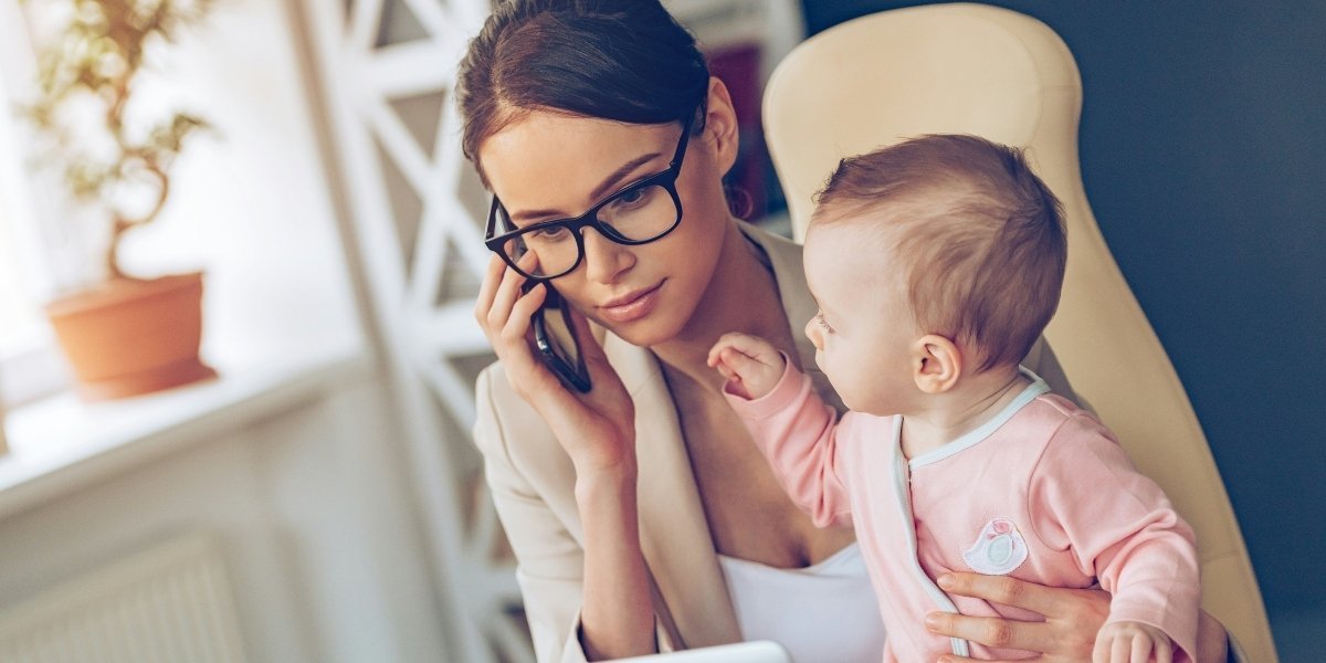 Beyond the Hustle: How Mompreneurs Can Master Business & Motherhood