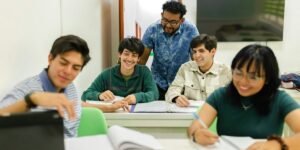 The Entrepreneur's Curriculum: Core College Courses for Venture Success