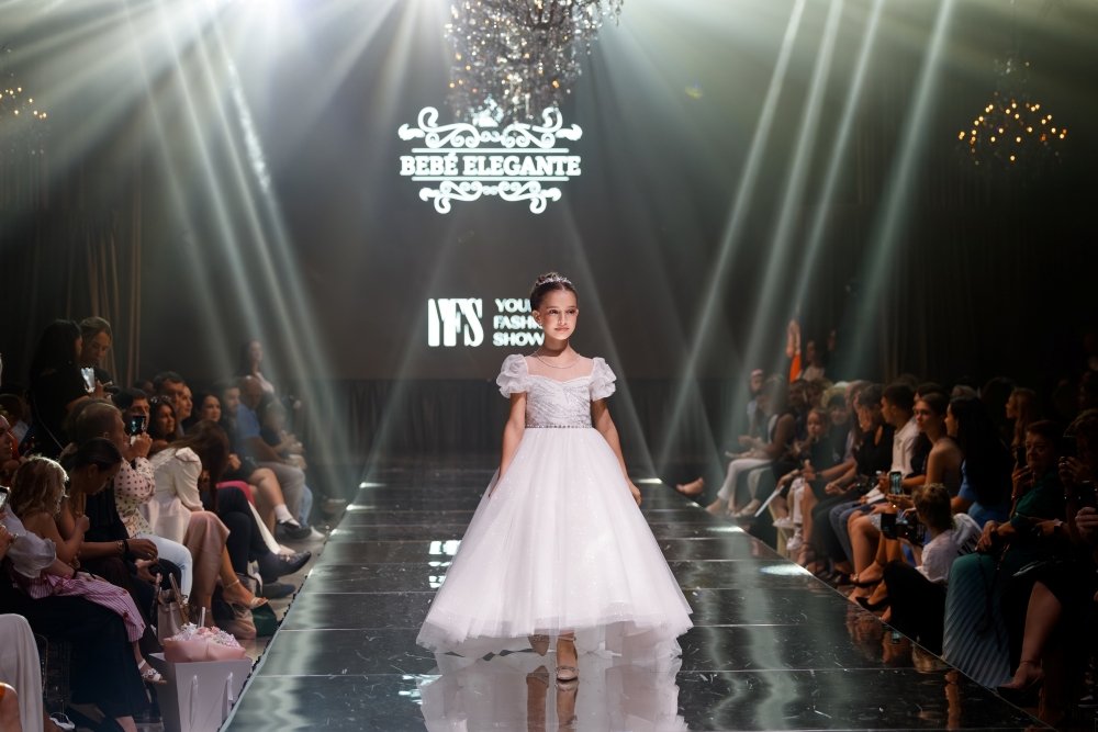 Young Fashion Show Is Reshaping the Future of American Runways!