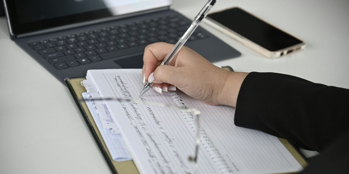 AE Tax Advisors: Common Audit Triggers and How to Avoid Them in 2025