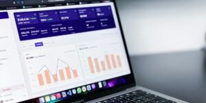 Digital Asset Management Software Advantages That Improve Collaboration Between Internal and External Teams